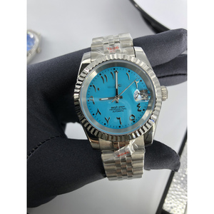 Montre mécanique automatique pour homme avec logo personnalisé, cadran à chiffres arabes de haute précision, mouvement original japonais NH35 - Product Image 5