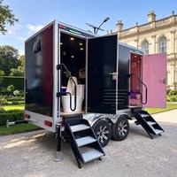 Remorque de toilettes portables de luxe VIP à 2 cabines, toilettes mobiles personnalisées pour événements extérieurs