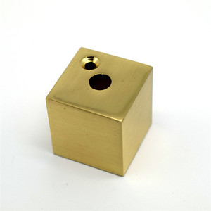 Piedini quadrati in ottone <span class=keywords><strong>sabot</strong></span> tavolo in metallo sedia gambe puntali decorativi in ottone - Product Image 2