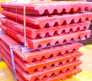 แผ่นกรามเหล็กหล่อแมงกานีส PE 150x250 <span class=keywords><strong>250x400</strong></span> Dan 250x1200ชิ้นส่วนขากรรไกรแบบ pex250750ไม่เหมือนใคร - Product Image 3