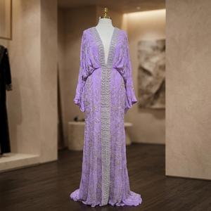 Robe longue de soirée vintage ROBE INSPIRATION CAFTAN BLANC en satin écologique antistatique avec motifs perles et cristaux - Product Image 3