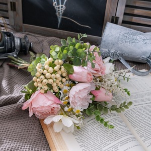 CallaFloral Ramo de Rosas Artificiales de Tela Plástica Tejida Pintadas a Mano Decoración del Hogar Accesorios para Bodas CF01459 - Product Image 1
