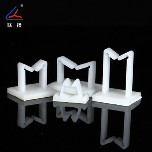 Clip de câble en nylon Lianyang, taille personnalisée, adhésif, fixation de faisceau de câbles, moulage par injection blanc PA66ROHS - Product Image 1