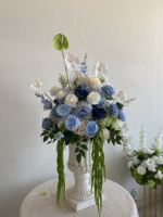 L-R498 Nouvelle Arrivée Bouquet de Fleurs Artificielles de Haute Qualité Bordeaux et Blanc Centre de Table pour Événements, Fêtes et Mariages