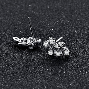Orecchini a Perno Floreali Geometrici per Donne, Micro Pavé Delicato, per Uso Quotidiano, Moda - Product Image 5