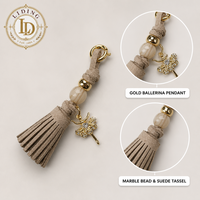 Breloque ballerine en daim beige avec pompon pour lacets de baskets, pendentif en cristal, porte-clés, breloque pour sac, personnalisable OEM
