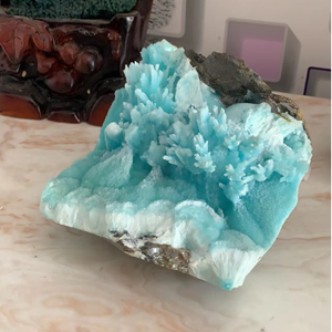 Vente en gros de grappes de <span class=keywords><strong>pierres</strong></span> précieuses <span class=keywords><strong>naturelles</strong></span> brutes en aragonite bleue, spécimens <span class=keywords><strong>minéraux</strong></span> bruts, <span class=keywords><strong>cristaux</strong></span> de guérison pour la décoration intérieure - Product Image 6