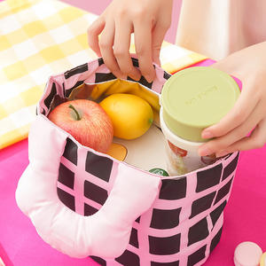กระเป๋าใส่อาหารกลางวันแบบหุ้มฉนวนลายตารางสีชมพูสีดำ เก็บอาหารให้เย็นสำหรับทำงาน ท่องเที่ยว โรงเรียน ปิกนิก - Product Image 1