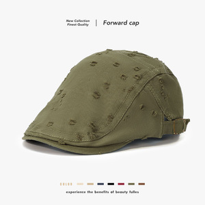 Bérets Hypoallergéniques Smart Products Classiques Beige à Trous pour Hommes, Casquettes de Golf Anti-Plis Très Abordables et de Haute Qualité pour Hommes - Product Image 1