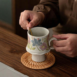 Tasse à café rétro à fleurs françaises, mug en céramique japonaise grossière, glaçure au sésame - Product Image 3