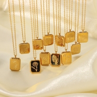 Collier en acier inoxydable plaqué or 18 carats avec pendentif carré fleur du mois de naissance, vente en gros de bijoux chinois