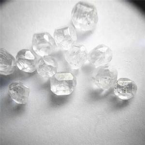 Grand diamant blanc brut de laboratoire HPHT CVD non taillé VVS pour la fabrication de bijoux à prix abordable - Product Image 1