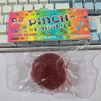Produit phare : Jouet anti-stress souple en forme de boulette vapeur de baies rouges simulées, à effet de bureau, cadeau de décompression pour tous les âges et les sexes