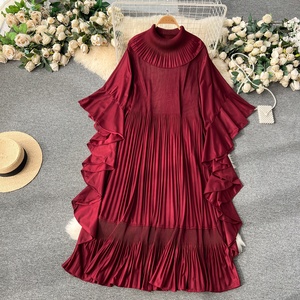 Nouvelle Robe Élégante Plissée à Col Rond pour Femmes d'Asie de l'Ouest - Robe Évasée à Volants Tendance Printemps - Product Image 3