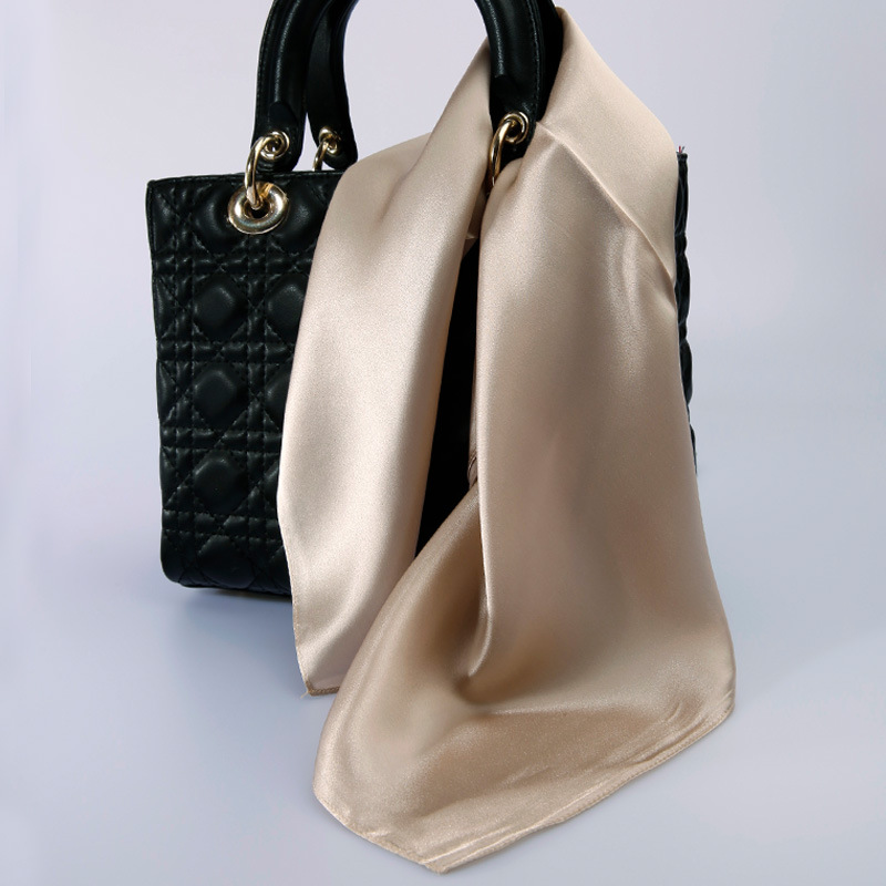 2021 Новый дизайн женские квадратные шелковые шарфы