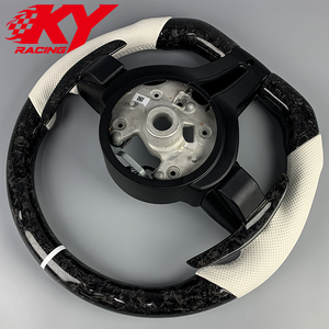 พวงมาลัยกีฬาหนังคาร์บอนไฟเบอร์ฟอร์จแบบกำหนดเองสำหรับ BMW F10 F11 F15 F16 F06 F20 F22 F26 F30 F32 M2 M3 M4 M6 X5 X6 - Product Image 3
