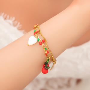 Pulsera con dijes de frutas para mujer, chapada en oro, de acero inoxidable, regalo de joyería con colgante de fresa, cereza y melocotón, estilo europeo - Product Image 2