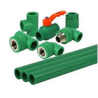Accessoires verts durables à surface lisse pour l'alimentation en eau, raccords industriels, tuyau PPR en plastique pour plomberie 1,0 pouce ID