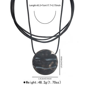 ヴィンテージブラックレジンオーバルペンダントネックレス女性用調節可能なレザーロープセーターチェーンジュエリー - Product Image 6