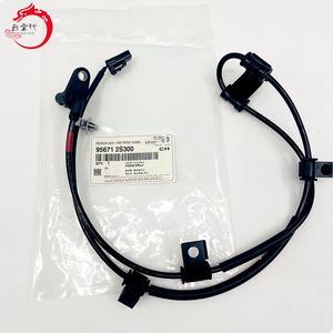 95671-2S300 956712S300 Capteur ABS de roue avant droite pour Hyundai Kia 95671 2S300 - Product Image 4