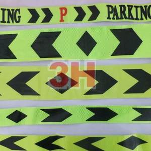 Nastro riflettente di sicurezza per auto ad alta visibilità in stile caldo - Product Image 5