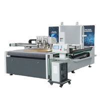 Plotter de Corte CNC de Cama Plana Digital de 1600 mm, Plotter de Corte Oscilante de Cama Plana CNC para Tablero KT