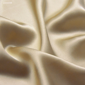 114cm 22 momme 100% seta di gelso naturale 22mm charmeuse cina produttori tessuto di raso di seta di lusso crepe di nozze - Product Image 4
