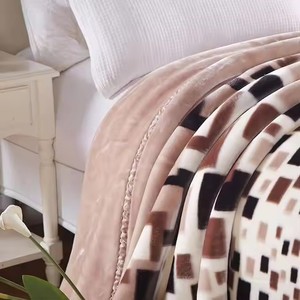 Bán Buôn Mùa Đông Raschel Đan Chăn Đôi Dày Chồn Cobertor Với Hoa Chất Lượng Thiết Kế Hoa Mô Hình Rắn Chăn - Product Image 3