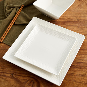 Assiettes en céramique personnalisées à prix de gros pour mariage, vaisselle décorative en porcelaine - Product Image 1