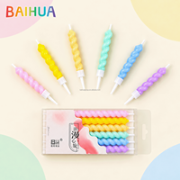 Bougie d'anniversaire conique sans fumée, non toxique, finition lisse, nouveau design arc-en-ciel, pour la pâtisserie et les desserts, vente en gros directe usine