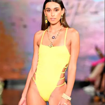 Maillot de bain une pièce Anitta Si 2021-Obtenez le look illustré par le sport avec le maillot de bain une pièce Anitta