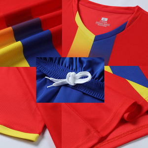 Профессиональная комфортная футбольная форма для взрослых, быстросохнущая, спортивная командная экипировка, 100% полиэстер, автоматическая раскройка, однотонная, с V-образным вырезом - Product Image 5