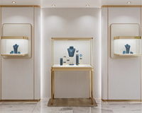 Luxuriöses Schmuckgeschäft-Innendesign Glas-Vitrine LED-Beleuchtung Anpassbare Farbe und Größe für Halsketten- und Ohrring-Präsentation