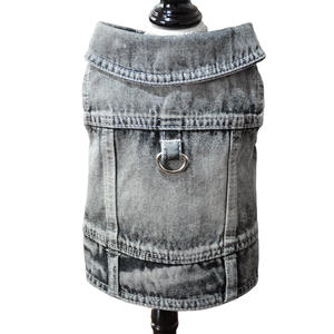 ملابس جينز للحيوانات الأليفة للبيع بالجملة ملابس الكلاب الكبيرة المتوسطة ممزقة ثقوب جينز للكلاب سترة معطف كلب دينم أزرق رائع - Product Image 2