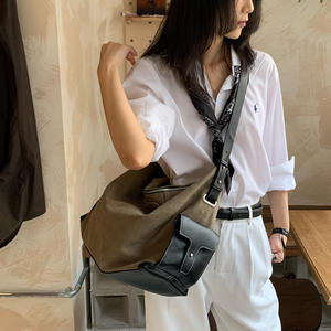 Borsa a Tracolla Hobo in Tela Premium 20-35L con Chiusura a Cerniera e Gancio, Manico Morbido, Borsa da Lavoro Spaziosa alla Moda per Donne, Sensazione di Lusso - Product Image 4