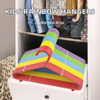 Vente directe d'usine, cintres en plastique antidérapants multicolores arc-en-ciel pour enfants, moulés par injection