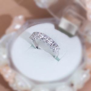 Anillo de Diamante Cultivado en Laboratorio Ovalado de 3*4.5 mm, Joyería Fina de Oro de 18k para Mujer, Modelo MS-788 de Messi Jewelry - Product Image 6