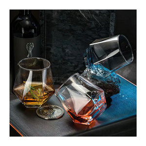 Classique et moderne sans plomb à l'ancienne diamant <span class=keywords><strong>verre</strong></span> roche verres à whisky <span class=keywords><strong>cristal</strong></span> clair pour <span class=keywords><strong>rhum</strong></span> <span class=keywords><strong>verre</strong></span> tasse <span class=keywords><strong>verre</strong></span> à whisky - Product Image 2