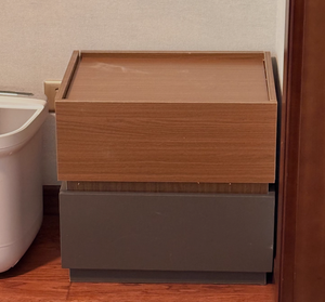 寝室のベッドサイドテーブル シンプルで実用的 2026年に人気 ミニチュアベッドサイドキャビネット アパート向け 洗練されたスタイル - Product Image 4