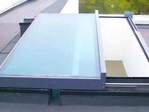 Moteur <span class=keywords><strong>de</strong></span> fenêtre <span class=keywords><strong>de</strong></span> <span class=keywords><strong>toit</strong></span> coulissante électrique horizontale, étanche et isolante pour véranda et application <span class=keywords><strong>de</strong></span> toiture <span class=keywords><strong>de</strong></span> loft - Product Image 4