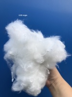 Fibre de polyester vierge brute de haute qualité, fabriquée en Chine, pour feutre non tissé, tapis en feutre, matériaux de remplissage et de béton.