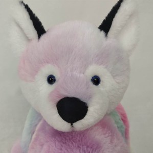 Peluche de loup en peluche douce 8.5 Tie-Dye personnalisée de haute qualité - Product Image 6