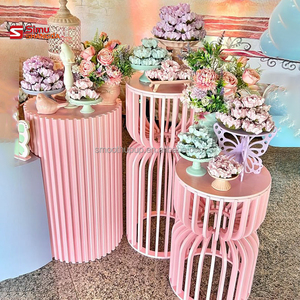 Piedistalli per Decorazioni Matrimoniali, Cilindri Rosa Rotondi, Espositori Floreali per Eventi e Feste Nuziali - Product Image 1