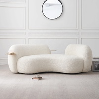 Sofá Zayshine de Estilo Francés Retro, Tapizado en Crema Sherpa, Curvo, para Sala de Estar, Sofá de 2 Plazas con Forma Especial, Sofá de Diseño para Apartamento o Tienda de Ropa