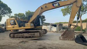 Excavadora de orugas Caterpillar 320GC de servicio pesado usada para trabajos de movimiento de tierras y minería con motor y bomba como componentes principales - Product Image 5