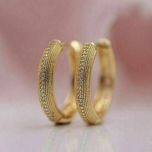 Orecchini Eleganti da Donna, Semplici per Uso Quotidiano, Accessori per Outfit Casual e Idea Regalo - Product Image 1