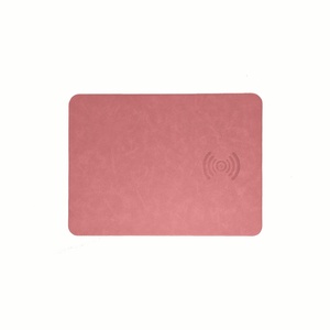 Alfombrilla de Ratón Inalámbrica Personalizada con Carga Rápida de 15W, Pequeña y Portátil, Multifuncional, de Cuero PU para Oficina - Product Image 1