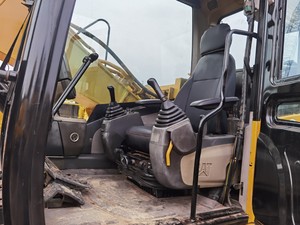 รถขุดไฮดรอลิกตีนตะขาบ Caterpillar CAT 330D มือสอง ประหยัดน้ำมัน ทนทานสูง พร้อมขายในราคาที่ดีที่สุด - Product Image 5