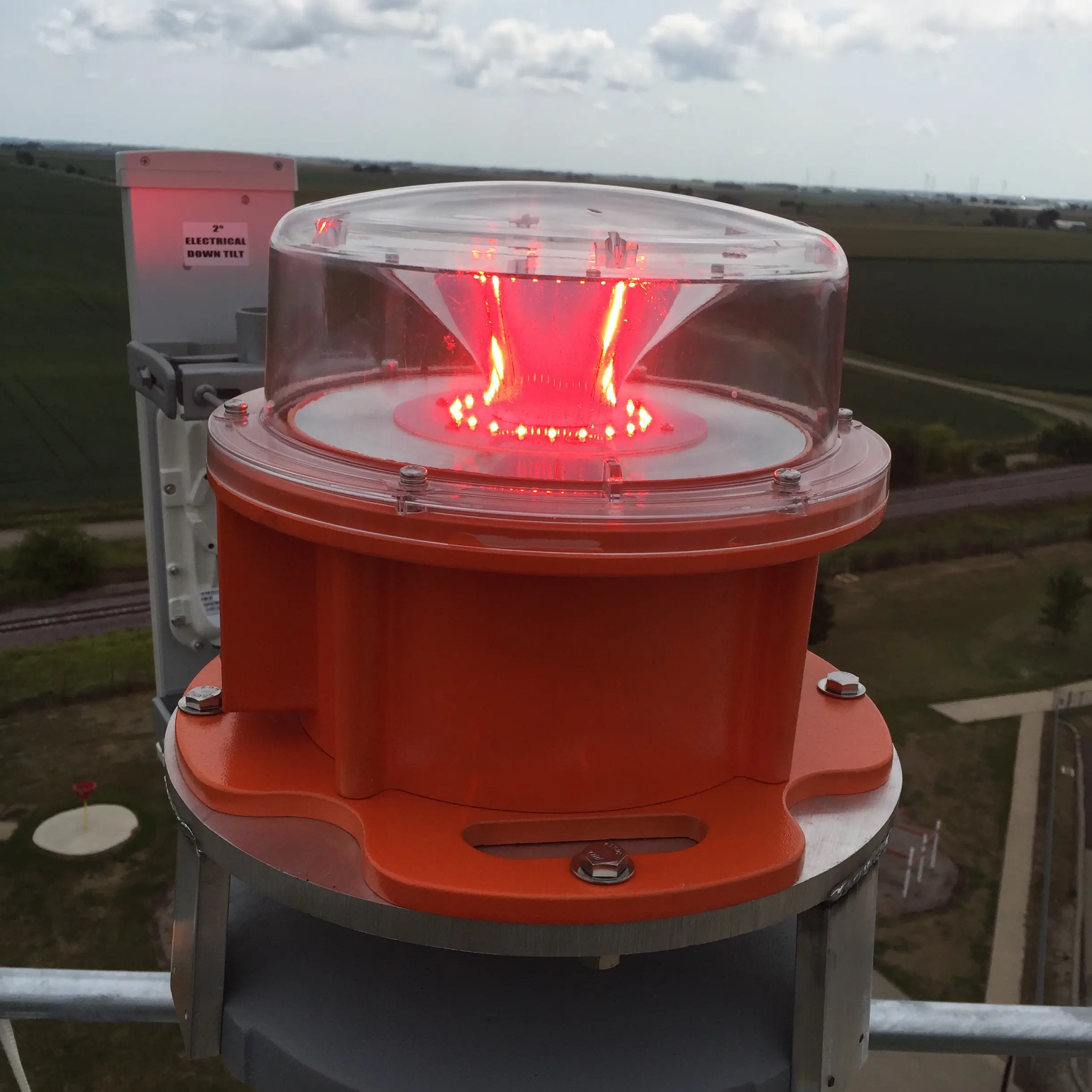 Luz de advertencia de aviación roja LED con luces de obstrucción ICAO FAA DGCA para torres luz de obstáculo de Torre