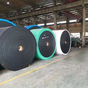 Bandes transporteuses multi-résistance haute performance : tissu <span class=keywords><strong>EP</strong></span> résistant à <span class=keywords><strong>la</strong></span> chaleur, aux flammes, à <span class=keywords><strong>la</strong></span> déchirure et à l'usure avec options de parois latérales/chevron - Product Image 1